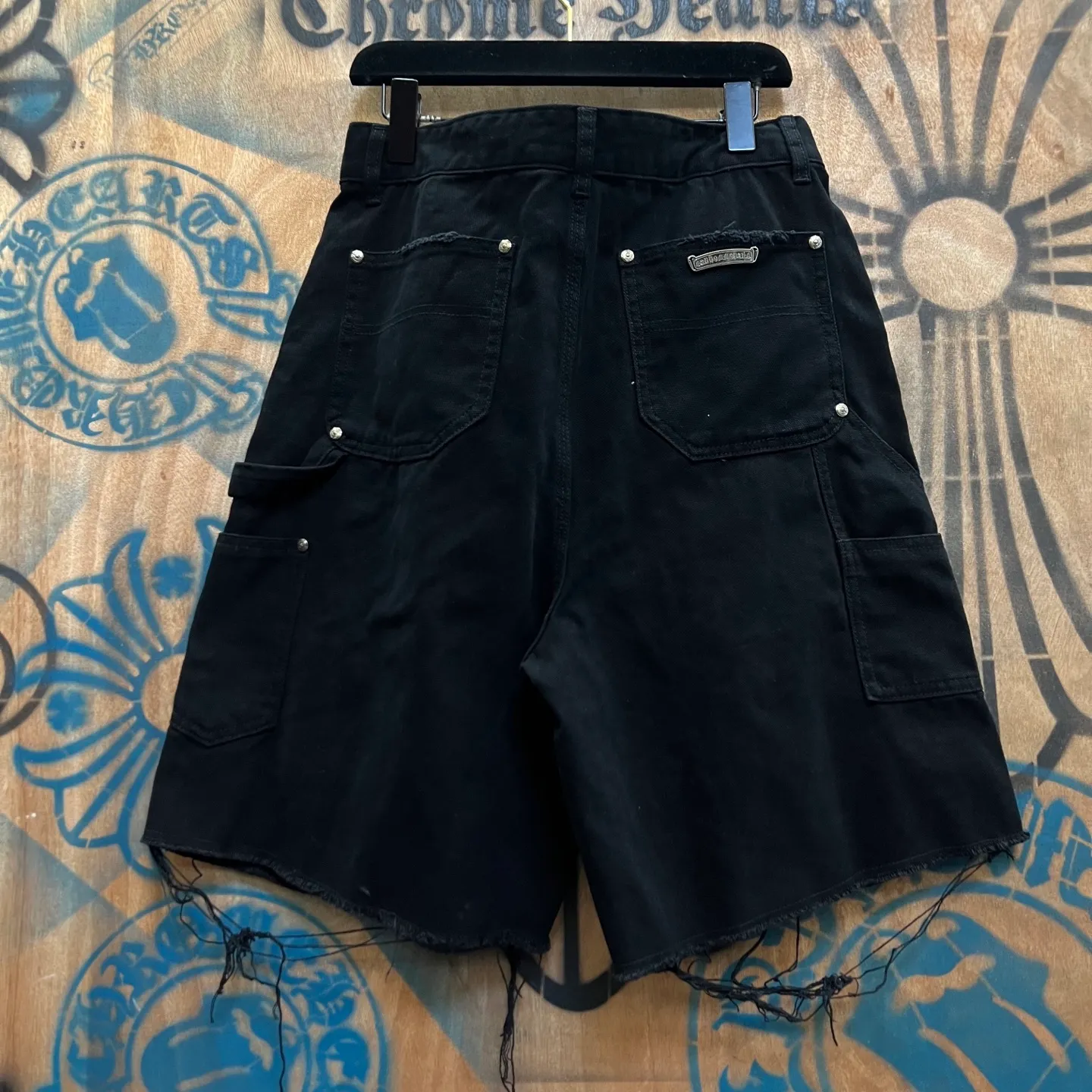 P520 chrome hearts limited series new city limited jeans Chrome Hearts city limited denim shorts vintage levis American made 501 505 517 base version remake Levis American made 501 base version imported sheepskin 925 silver remake Customers provide waist and pants length or height and weight. The studio will select the most suitable base version for you to remake. There are many people doing remakes in the market. Don’t belittle or comment. The difference is visible to the naked eye. See and compare for yourself #CHROME HEARTS Unisex style